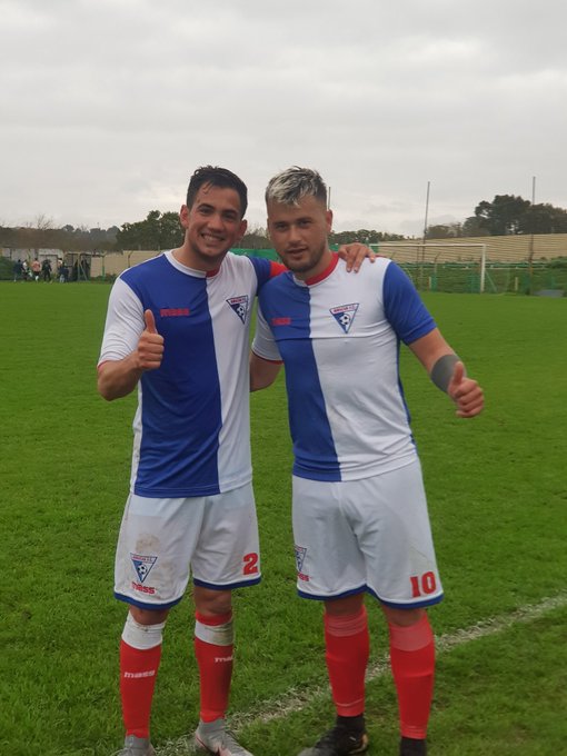 Alejandro Furia y Christian Silva futbolistas de Huracán F.C. que comenzaron ganando 3 a 1 a Mar de Fondo