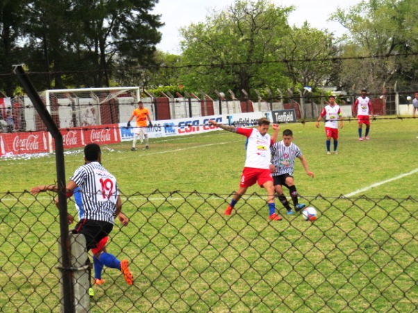 Miramar y Huracán se enfrentaron en el M.Piana