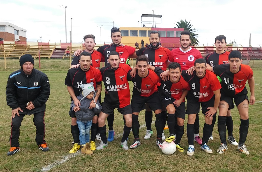 Alto Perú: Con plantel cerrado.