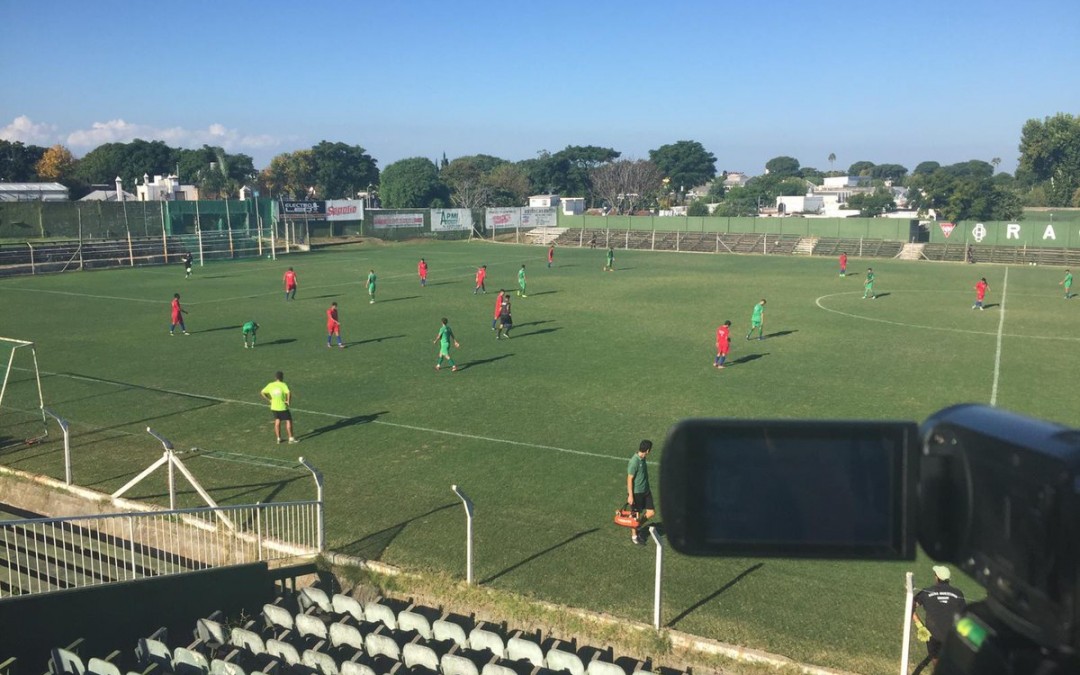 Amistoso: Este martes Albion igualó con Racing en Sayago.