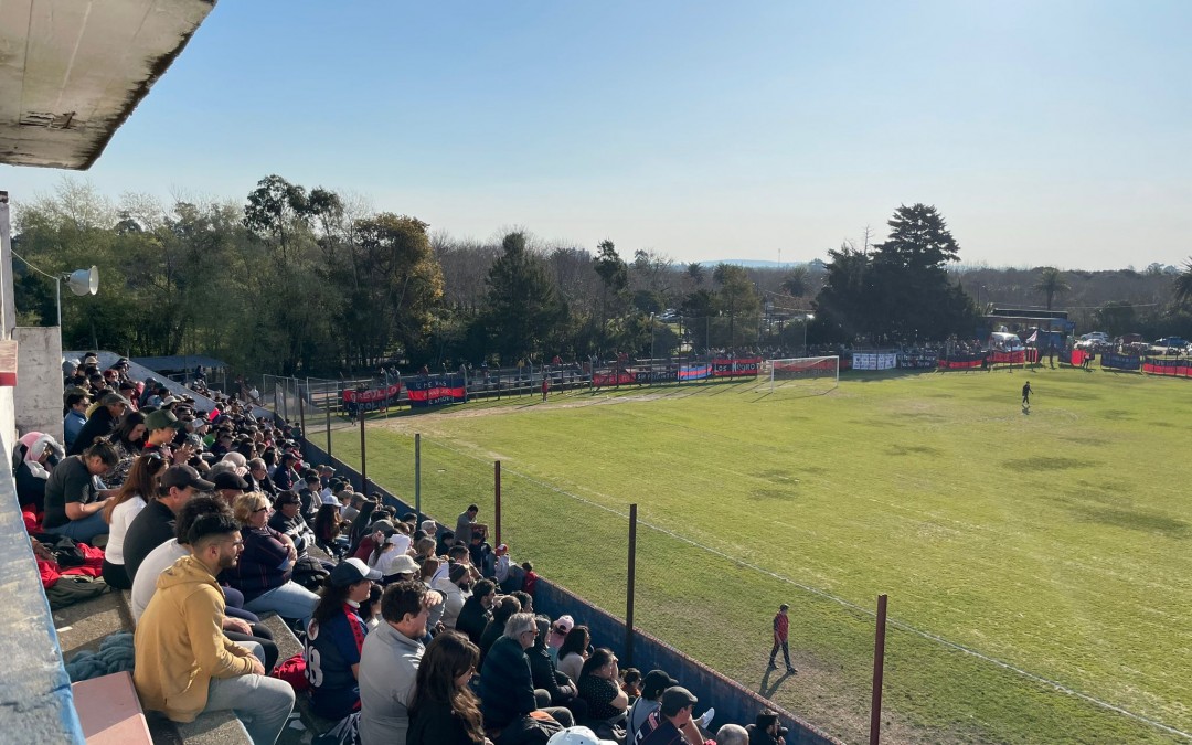 Atenas 2 Juventud 1